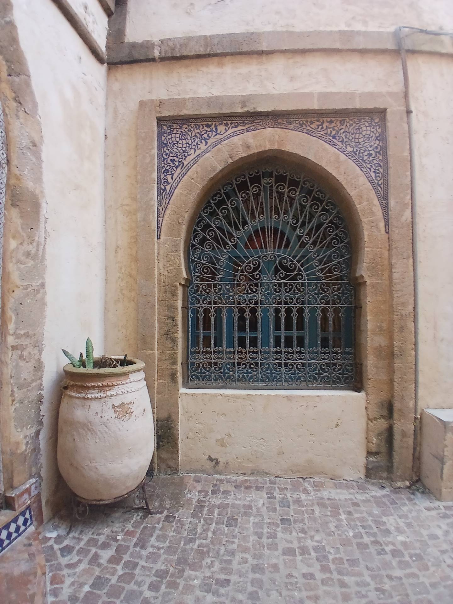 Véronique C - Guide de séjours créatifs à Essaouira Véronique C - Guide de séjours créatifs à Essaouira