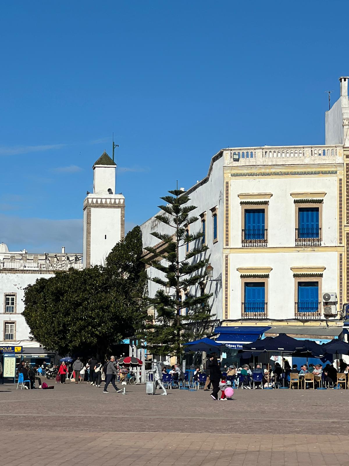 Véronique C - Guide de séjours créatifs à Essaouira Véronique C - Guide de séjours créatifs à Essaouira